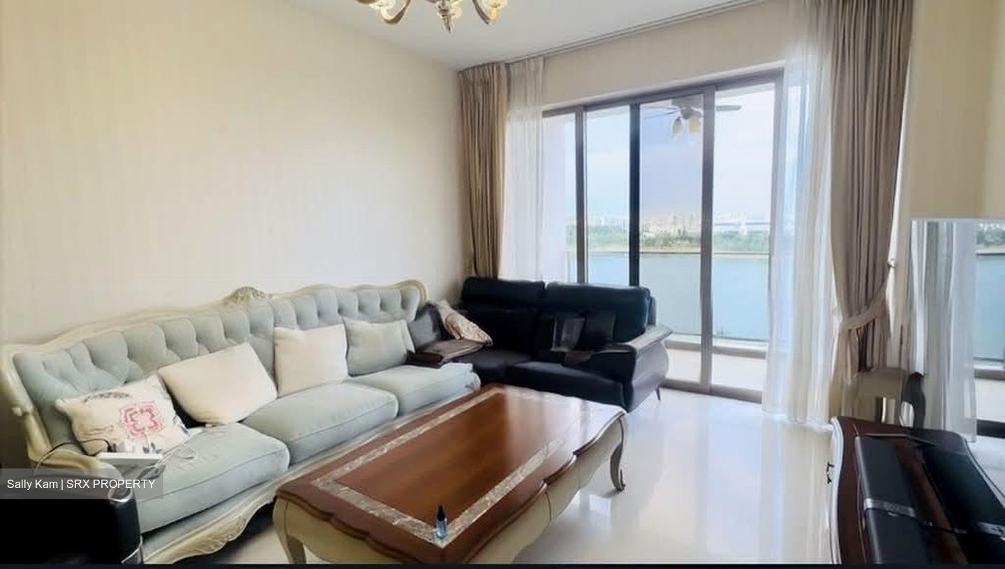 Waterfront Gold (D16), Condominium #578742411